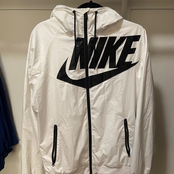 Nike Windbreaker Jacket - Picture 1 of 2
